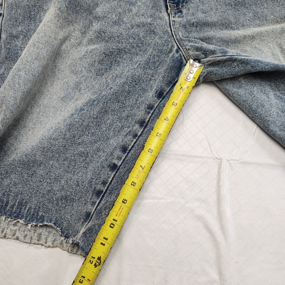 Ed Hardy Men's Graphic Jean Shorts Size 42 King Cobra Skull Raw Hem - Light Blue - Picture 12 of 13